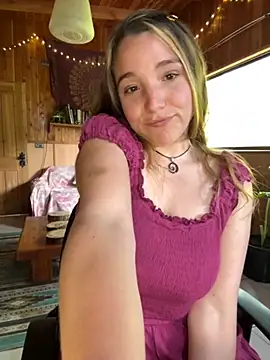 Snapshot of sashapulse chatting on 20, 11, 2025 sashapulse online show from 20, 11, 2025