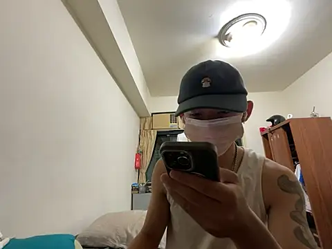 Snapshot of boyjoe10 chatting on 1, 11, 2025 boyjoe10 online show from 1, 11, 2025