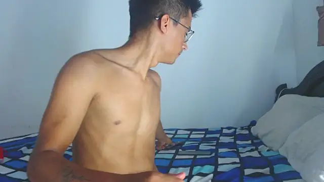 Snapshot of Jacobandluna chatting on 15, 11, 2025 Jacobandluna online show from 15, 11, 2025