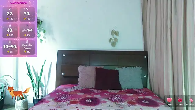 Snapshot of Ant_53 chatting on 8, 10, 2025 Ant 53 online show from 8, 10, 2025