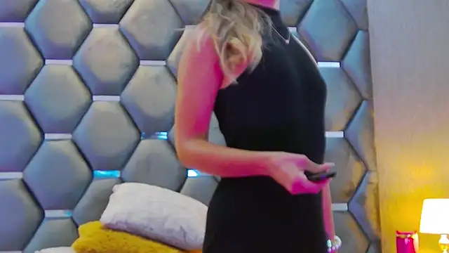 Snapshot of BlaireParker chatting on 30, 9, 2025 BlaireParker online show from 30, 9, 2025