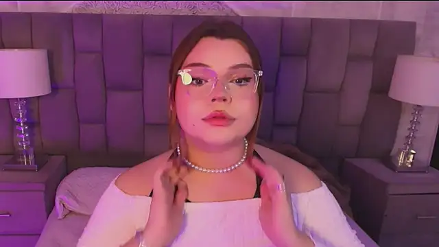 Maxxxine1 online show from 11, 11, 2025