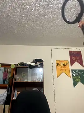 Sallem Pink online show from 10, 10, 2025