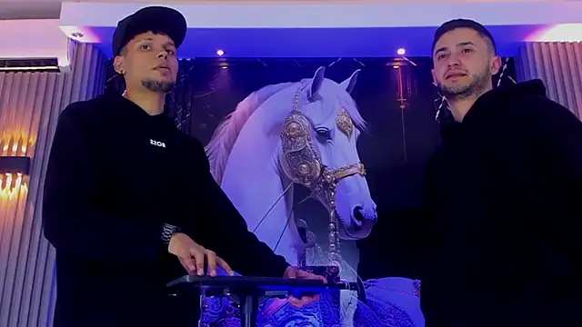 Snapshot of Dominic_Max_ chatting on 12, 9, 2025 Dominic Max online show from 12, 9, 2025