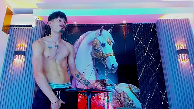 Snapshot of Dominic_Max_ chatting on 14, 9, 2025 Dominic Max online show from 14, 9, 2025