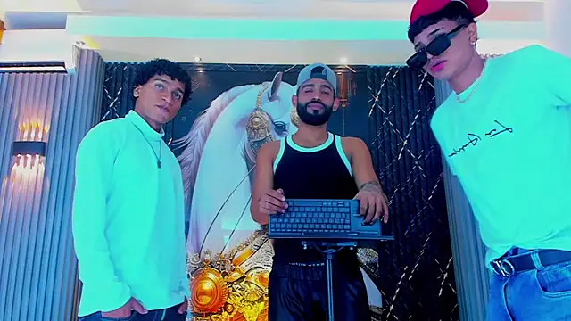 Snapshot of Dominic_Max_ chatting on 21, 9, 2025 Dominic Max online show from 21, 9, 2025