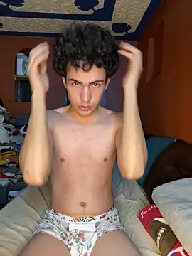 Snapshot of danloveo chatting on 18, 12, 2025 danloveo online show from 18, 12, 2025