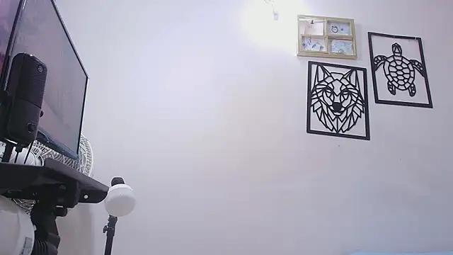 Snapshot of abbypratt chatting on 3, 10, 2025 abbypratt online show from 3, 10, 2025