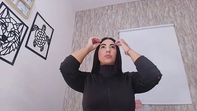 Snapshot of abbypratt chatting on 9, 10, 2025 abbypratt online show from 9, 10, 2025