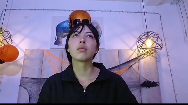 malejahotcs01 online show from 30, 10, 2025