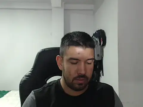 Axel11113 online show from 8, 11, 2025