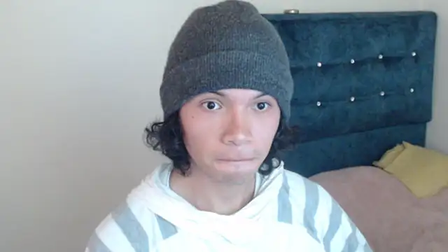 Snapshot of Xoxo_Smiles chatting on 15, 9, 2025 Xoxo Smiles online show from 15, 9, 2025