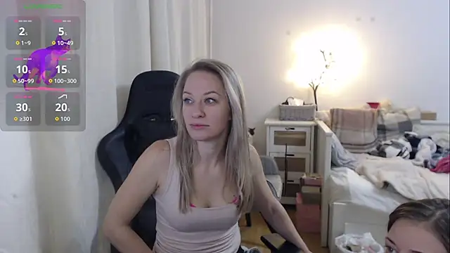 Camie Peach online show from 26, 11, 2025