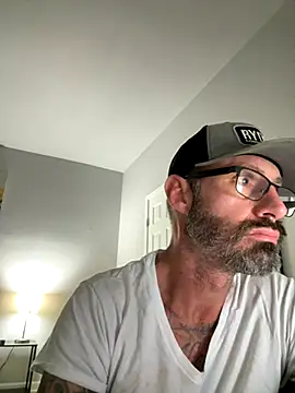 drew873 online show from 4, 12, 2025