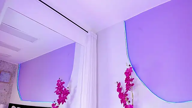 Snapshot of _HAANNAH_ chatting on 25, 9, 2025  HAANNAH  online show from 25, 9, 2025