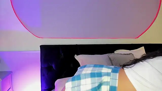 Snapshot of _HAANNAH_ chatting on 1, 12, 2025 HAANNAH online show from 1, 12, 2025