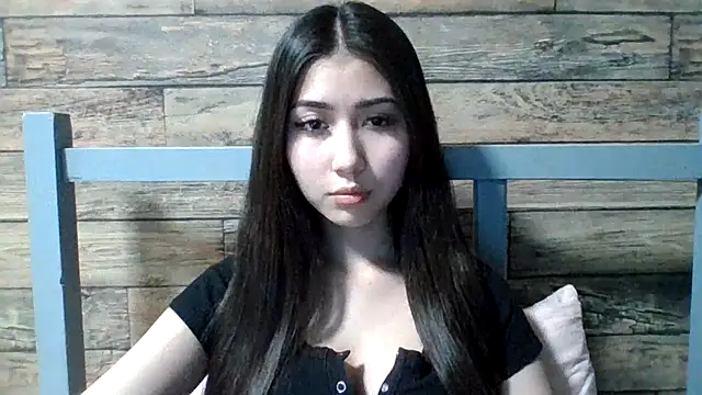 Virginia Hicks online show from 22, 11, 2025