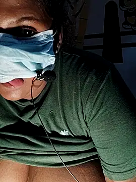 Snapshot of samadi18 chatting on 18, 3, 2026 samadi18 online show from 18, 3, 2026