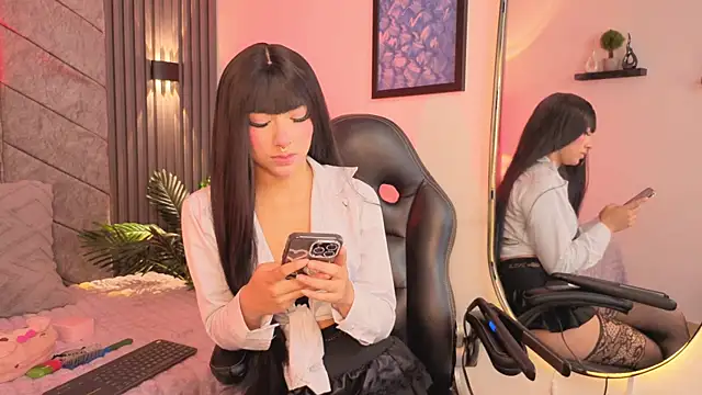 amberthangels online show from 30, 10, 2025