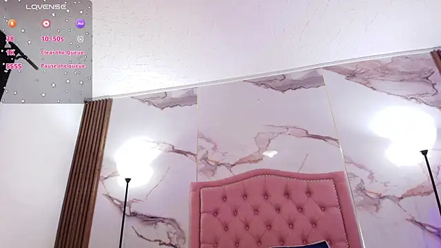 AlyaThompson online show from 10, 10, 2025