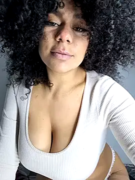 Snapshot of Yerystar chatting on 10, 9, 2025 Yerystar online show from 10, 9, 2025