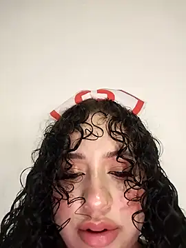 Criiis laurens online show from 1, 10, 2025