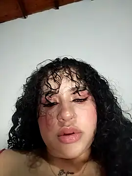 Criiis laurens online show from 2, 10, 2025