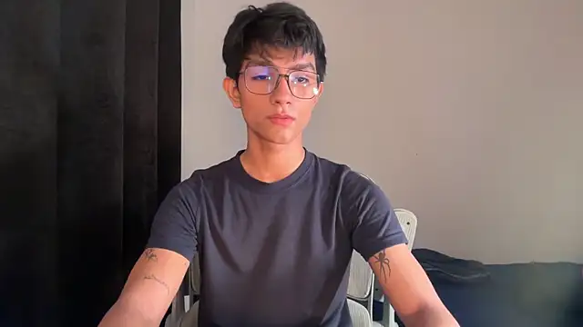 Angel bunny2 online show from 6, 11, 2025