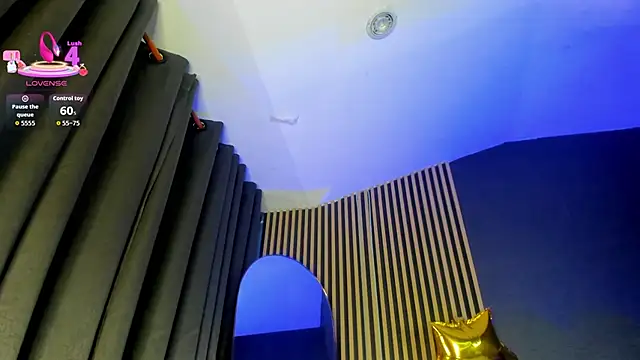 Gina 77 online show from 8, 10, 2025