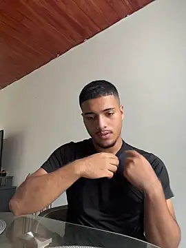 Snapshot of michel_g1 chatting on 27, 10, 2025 michel g1 online show from 27, 10, 2025