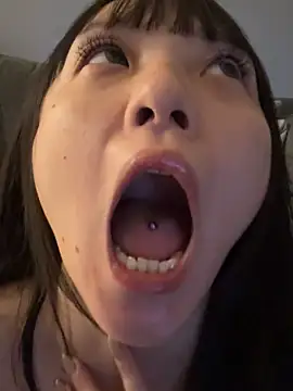 Yucheng  520 online show from 20, 12, 2025