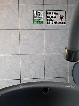 Snapshot of Negodabenga chatting on 11, 11, 2025 Negodabenga online show from 11, 11, 2025