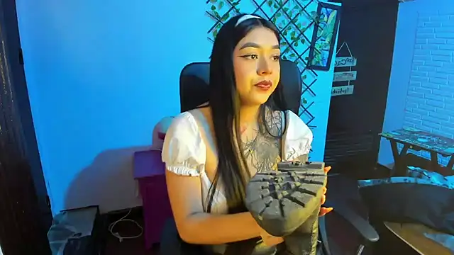 Snapshot of Keyla_Cutte chatting on 17, 10, 2025 Keyla Cutte online show from 17, 10, 2025