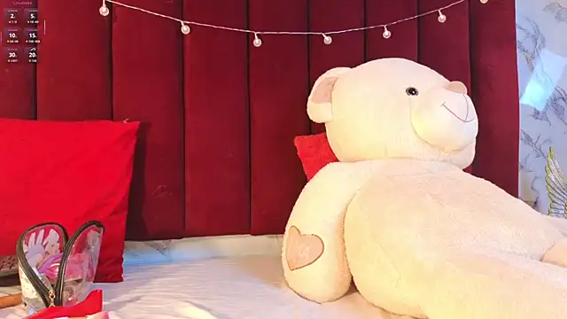 PrincePoppy online show from 25, 10, 2025