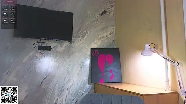 Snapshot of miss_bubbles_ chatting on 11, 10, 2025 miss bubbles online show from 11, 10, 2025