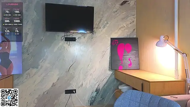 Snapshot of miss_bubbles_ chatting on 30, 10, 2025 miss bubbles online show from 30, 10, 2025