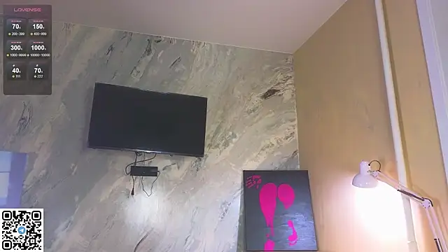 Snapshot of miss_bubbles_ chatting on 16, 11, 2025 miss bubbles online show from 16, 11, 2025