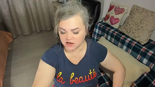 Snapshot of MildMature chatting on 11, 1, 2025 MildMature online show from 11, 1, 2025