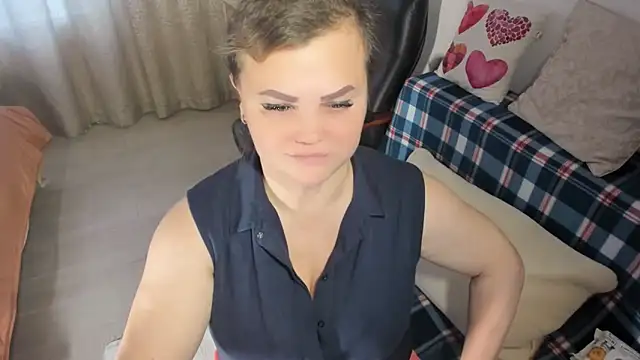 Snapshot of MildMature chatting on 12, 1, 2025 MildMature online show from 12, 1, 2025