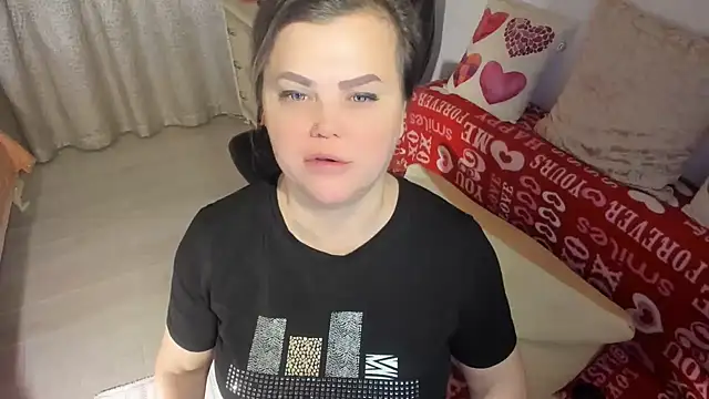 Snapshot of MildMature chatting on 28, 1, 2025 MildMature online show from 28, 1, 2025