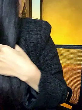 Snapshot of Nhinhi18 chatting on 16, 1, 2026 Nhinhi18 online show from 16, 1, 2026