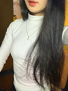 Snapshot of Nhinhi18 chatting on 7, 2, 2026 Nhinhi18 online show from 7, 2, 2026