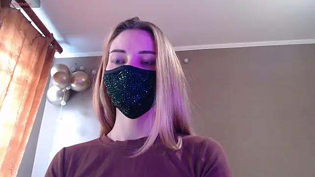 Snapshot of Iris_lave chatting on 21, 11, 2025 Iris lave online show from 21, 11, 2025