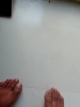 Snapshot of hackyourpussy@xh chatting on 28, 10, 2025 hackyourpussyxh online show from 28, 10, 2025