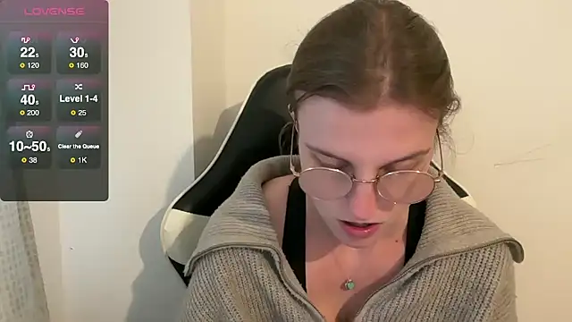 BustyKellyXXX online show from 26, 11, 2025