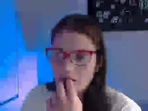 Snapshot of Camila-ventura chatting on 19, 11, 2025 Camila-ventura online show from 19, 11, 2025