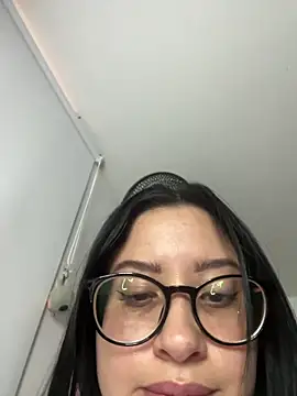 lucy grey25 online show from 24, 2, 2026