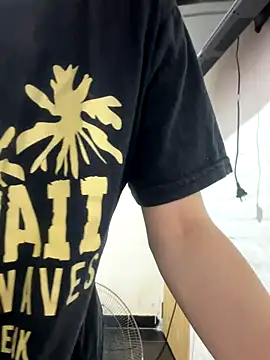 Babylovetiernax online show from 4, 12, 2025