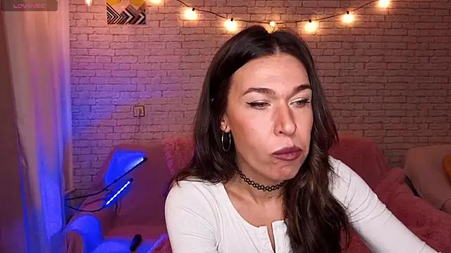 Snapshot of ReginaFoXXXy chatting on 28, 10, 2025 ReginaFoXXXy online show from 28, 10, 2025