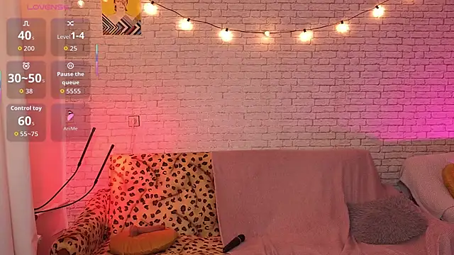 Snapshot of ReginaFoXXXy chatting on 29, 10, 2025 ReginaFoXXXy online show from 29, 10, 2025